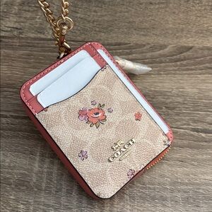 Coach Zip Card Case Floral Print🩷 NWT